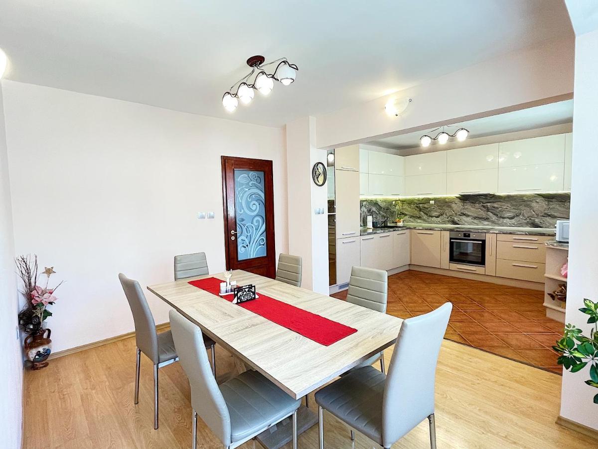 Spacious And Bright Maisonette Varna Center Exterior photo