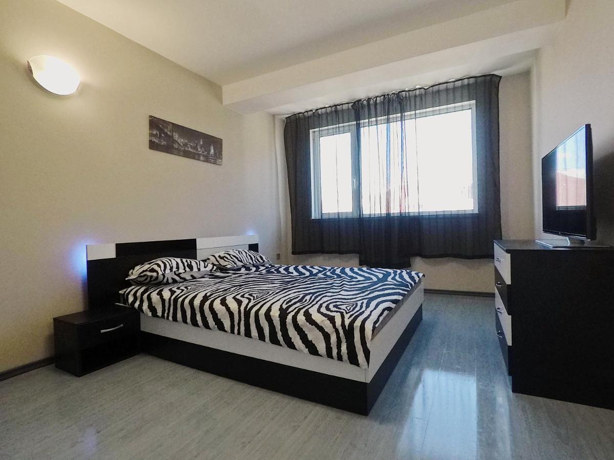 Spacious And Bright Maisonette Varna Center Exterior photo